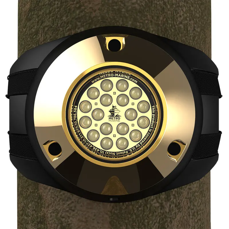 Metro Marine High-Output Piling Mount Underwater Light W/Intelligent Monochromatic Leds - White, 45 Beam [F-Pmr1-W3-45] 1